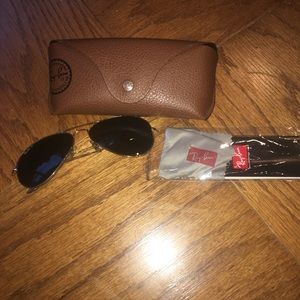 Ray-Ban Aviators (Polarized)
